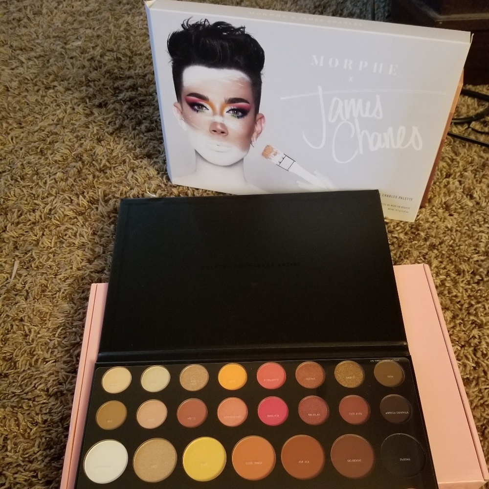 Morphe X James Charles Palette
